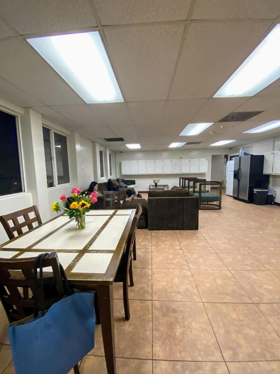 Van Nuys Downtown Paradise Los Angeles Ngoại thất bức ảnh